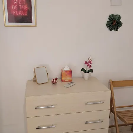 Era De Maggio Daire Napoli